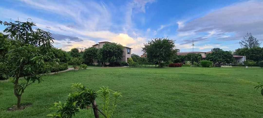 Sunday Alaya Corbett Villa Ramnagar  Bagian luar foto
