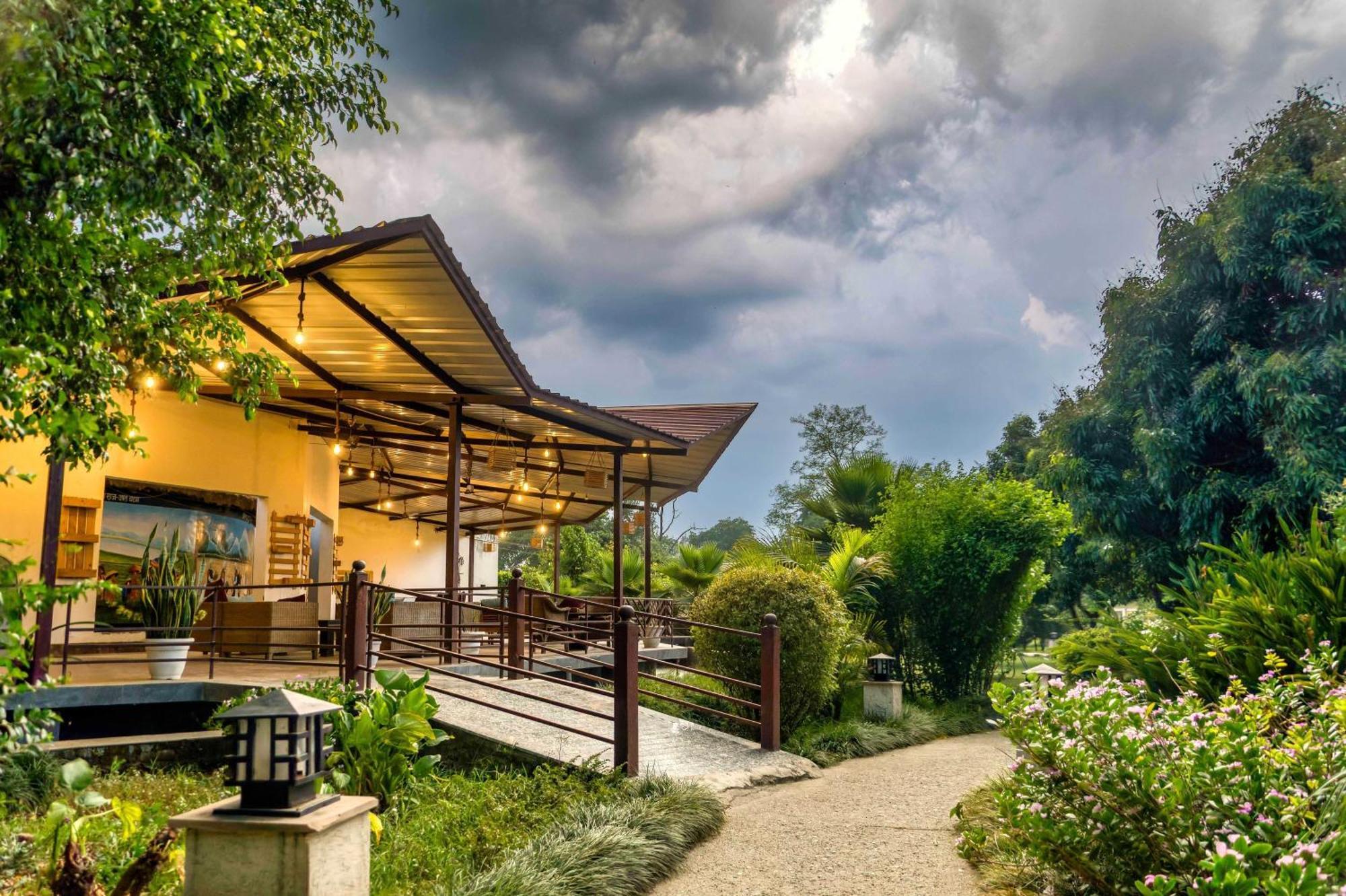 Sunday Alaya Corbett Villa Ramnagar  Bagian luar foto